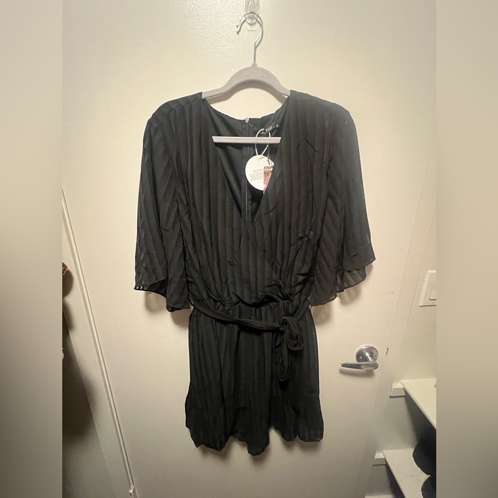 Boohoo Plus Satin Stripe Ruffle Playsuit Size 22 NWT